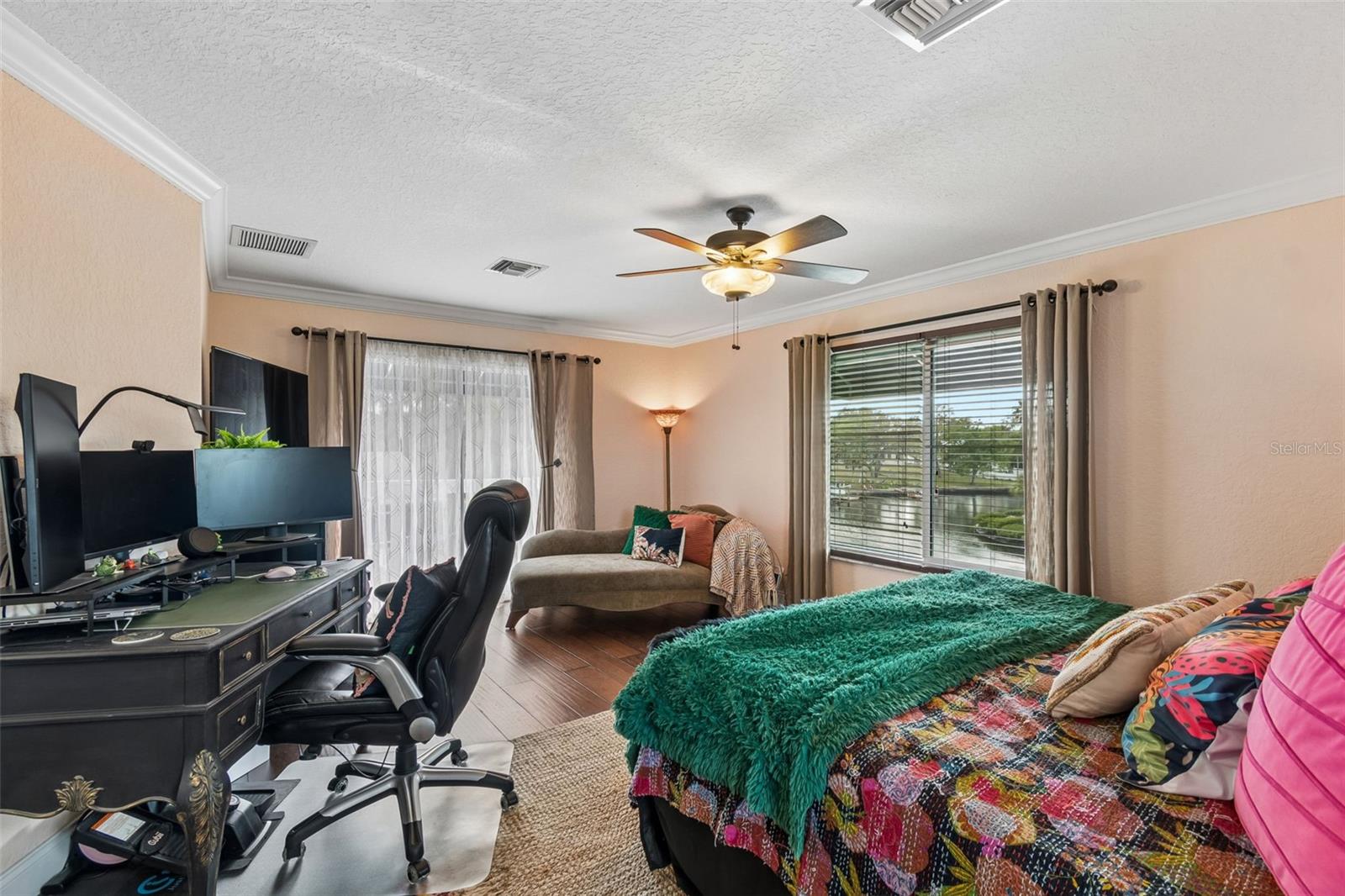 Image 55 of 99 For 5517 Tropic Drive