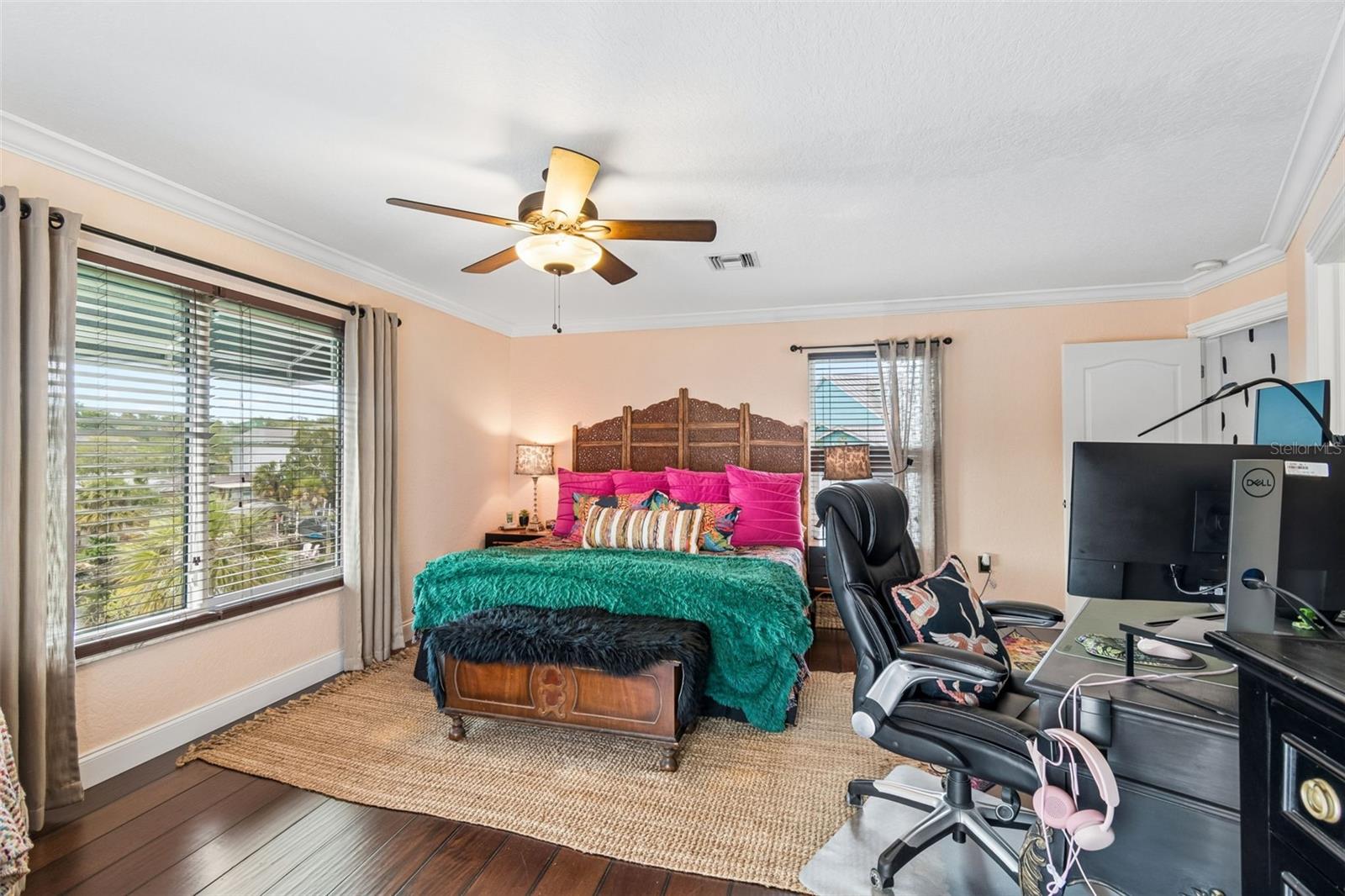 Image 56 of 99 For 5517 Tropic Drive