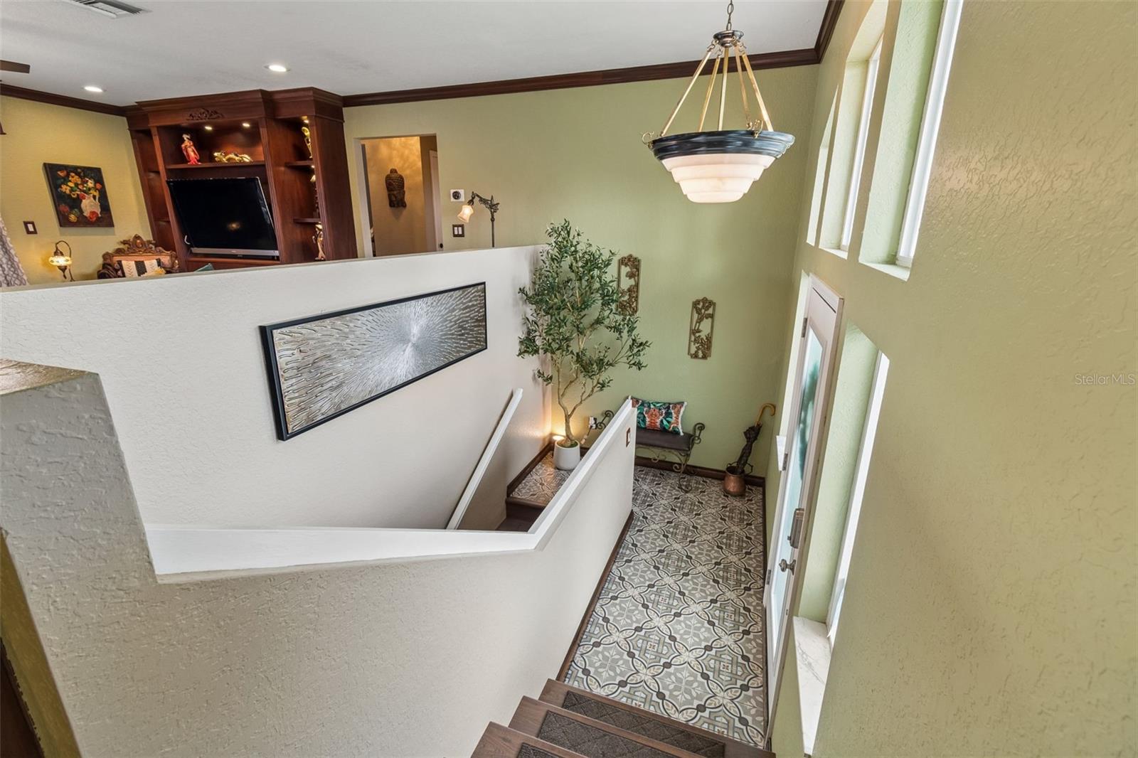 Image 7 of 99 For 5517 Tropic Drive