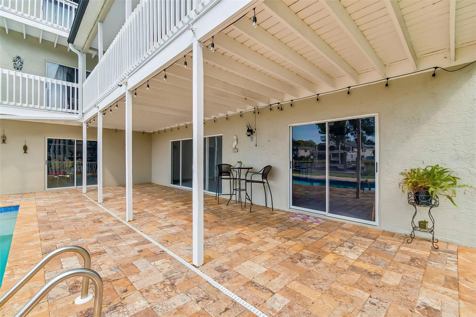 Image 72 of 99 For 5517 Tropic Drive