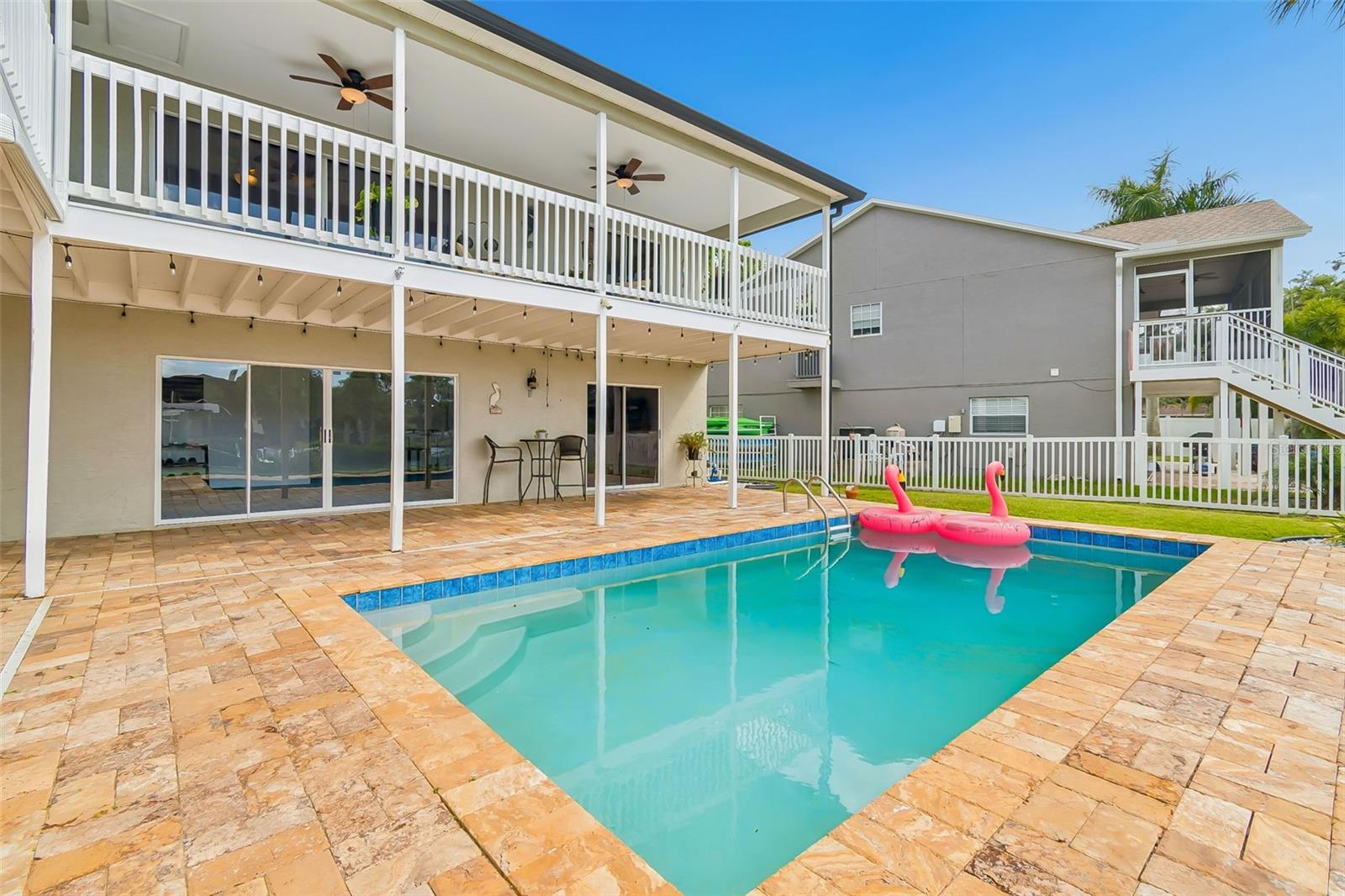 Image 75 of 99 For 5517 Tropic Drive