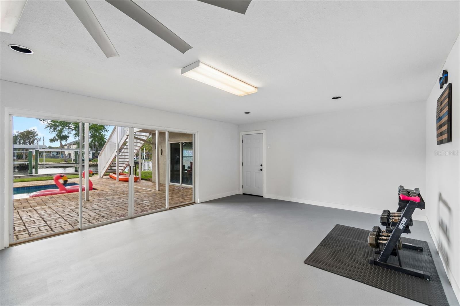 Image 78 of 99 For 5517 Tropic Drive