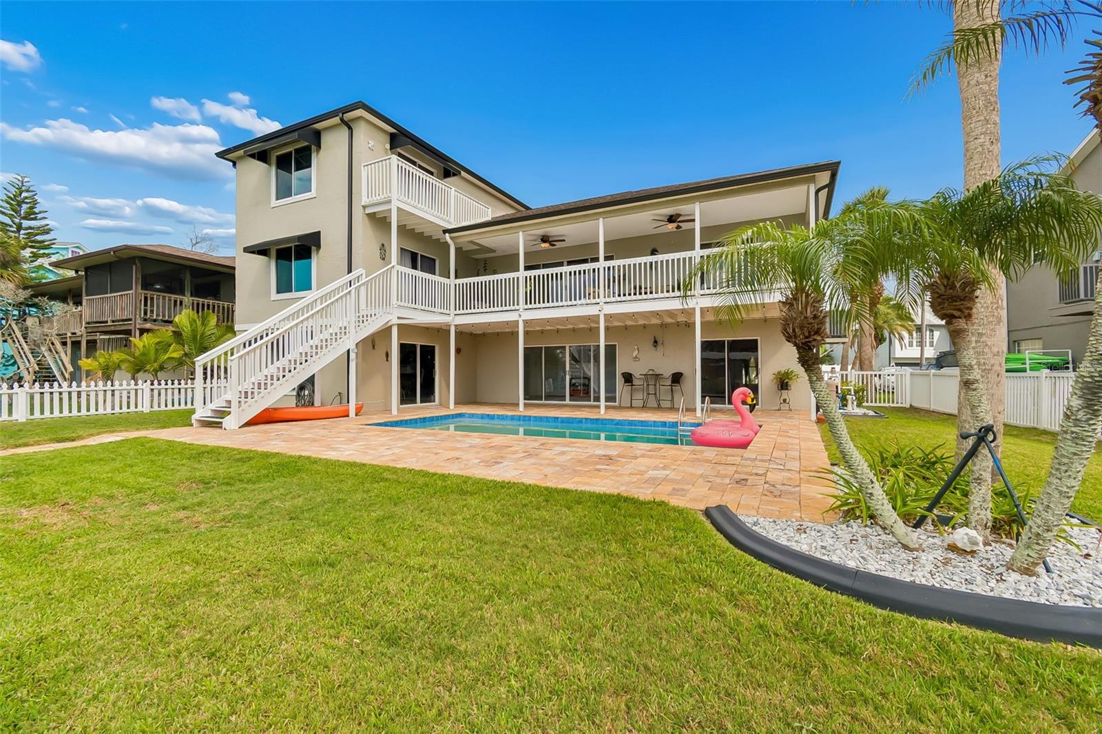 Image 81 of 99 For 5517 Tropic Drive