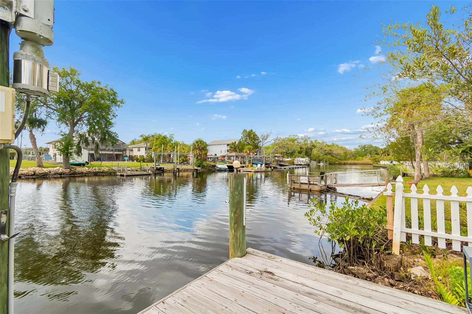 Image 87 of 99 For 5517 Tropic Drive