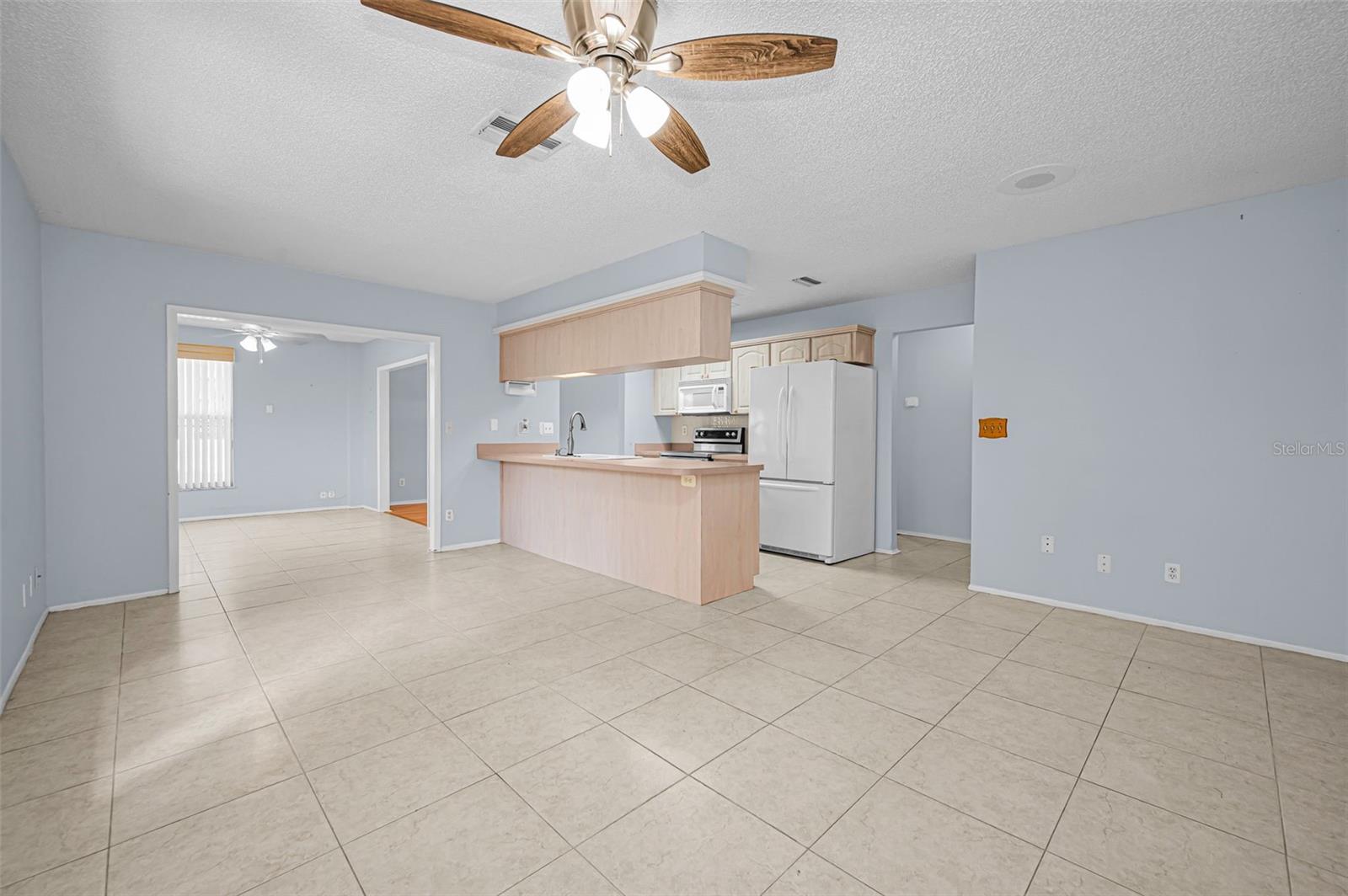 Image 17 of 68 For 10623 Mira Vista Drive