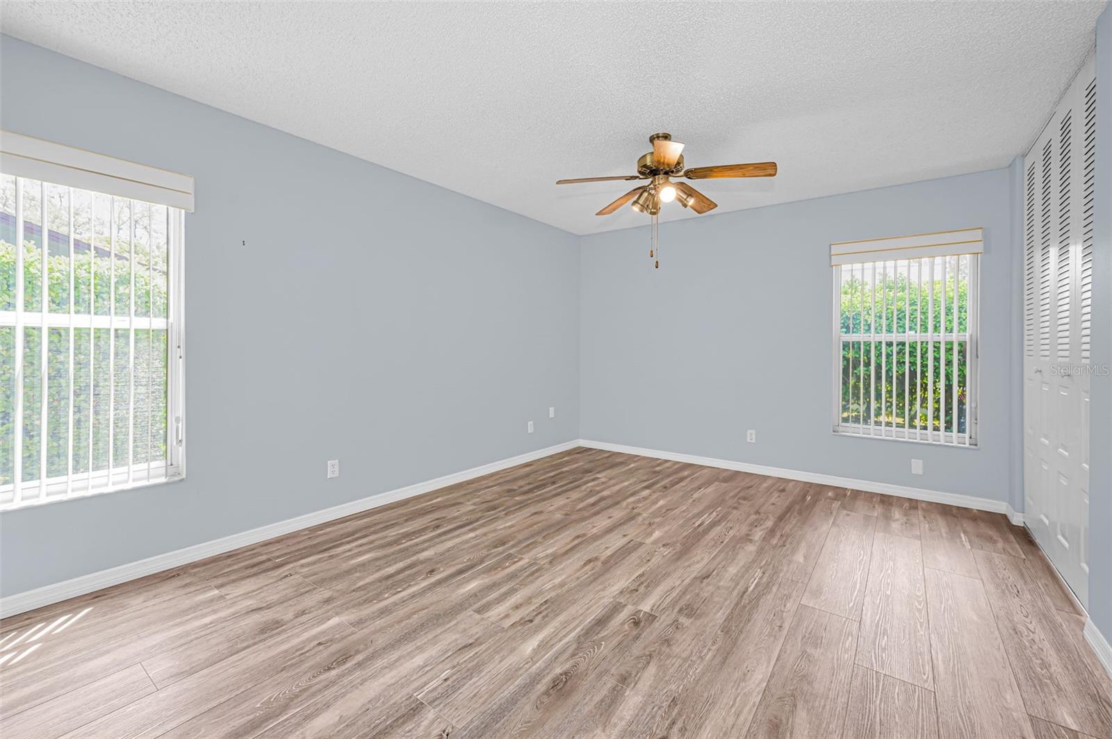 Image 19 of 68 For 10623 Mira Vista Drive