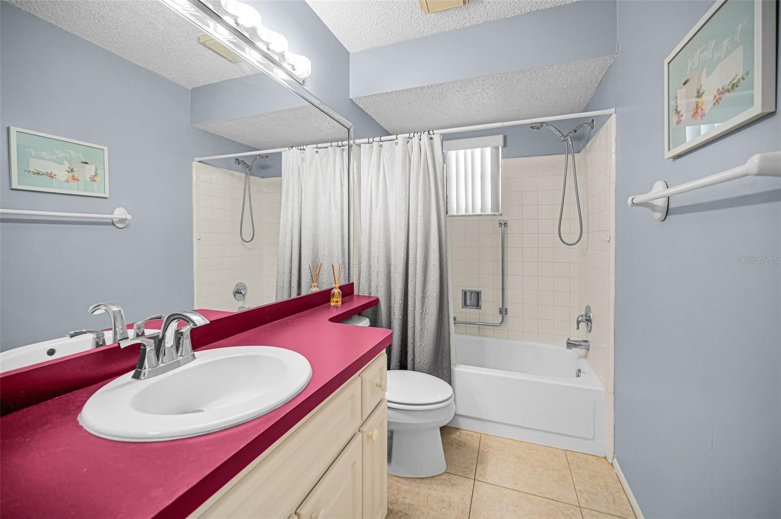 Image 25 of 68 For 10623 Mira Vista Drive