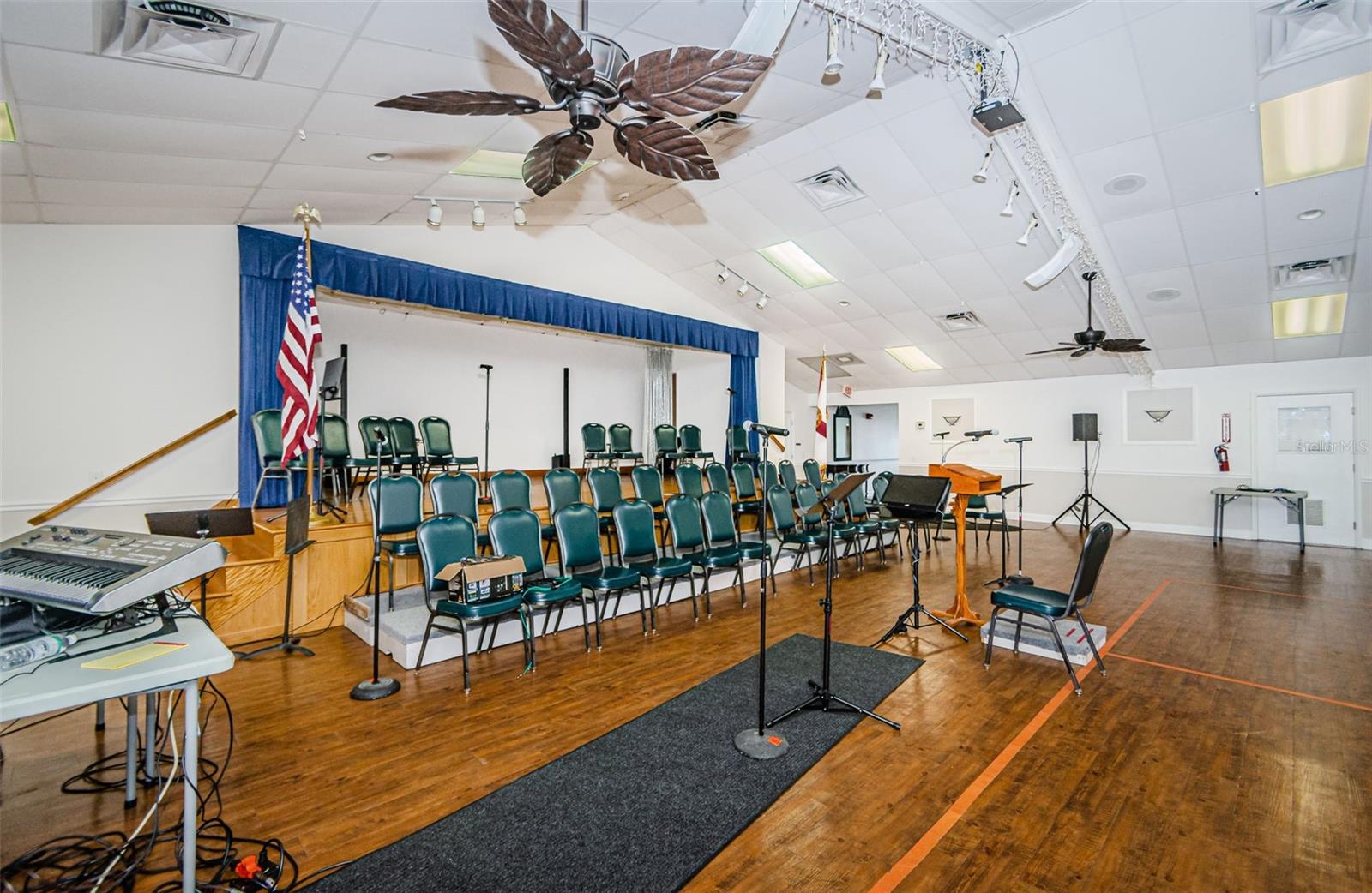 Image 43 of 68 For 10623 Mira Vista Drive