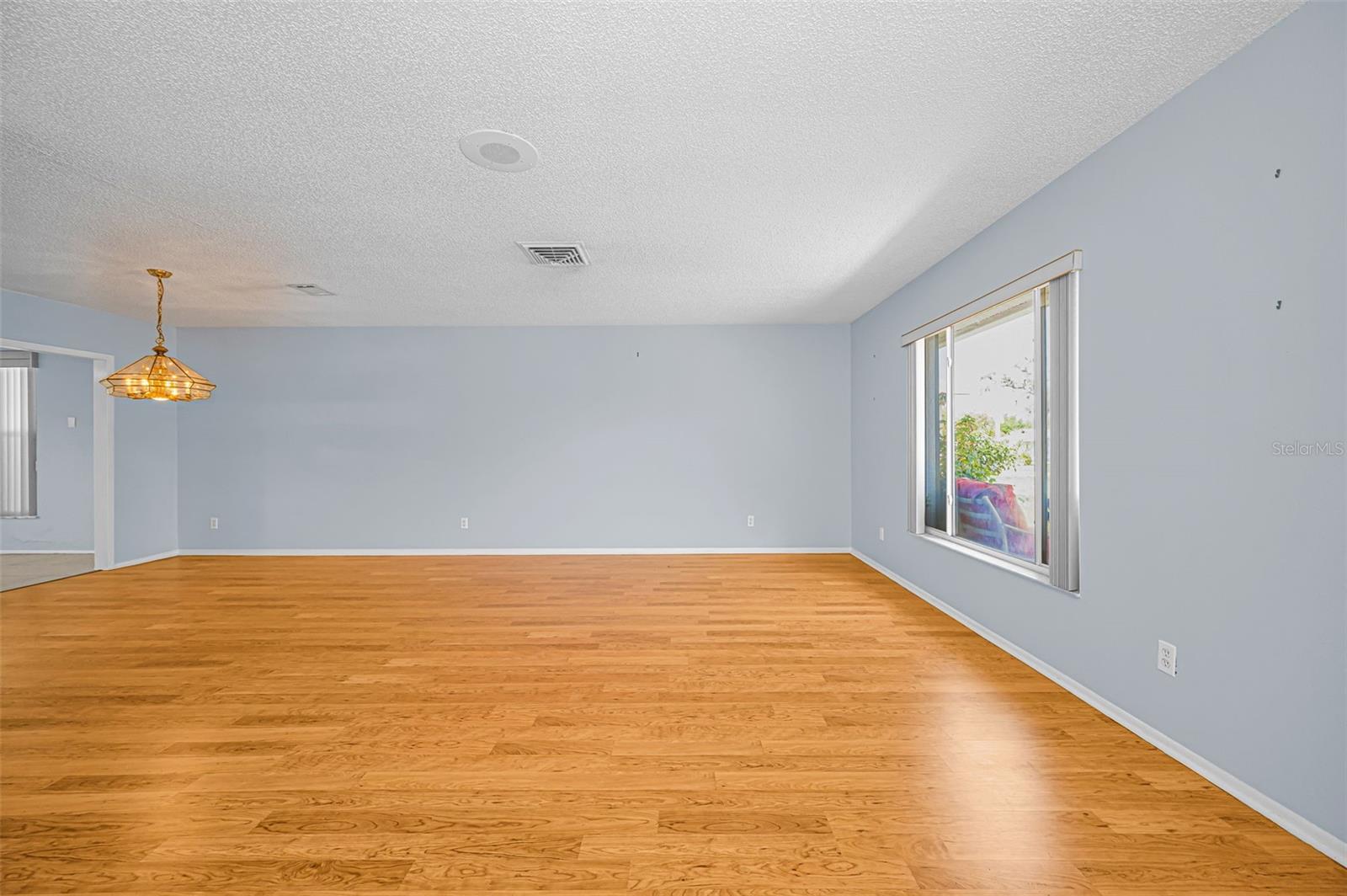 Image 7 of 68 For 10623 Mira Vista Drive