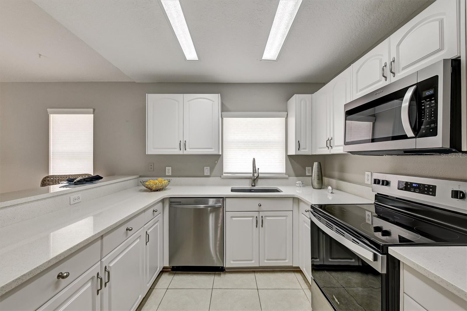 Image 11 of 38 For 1272 Jasmine Lake Drive