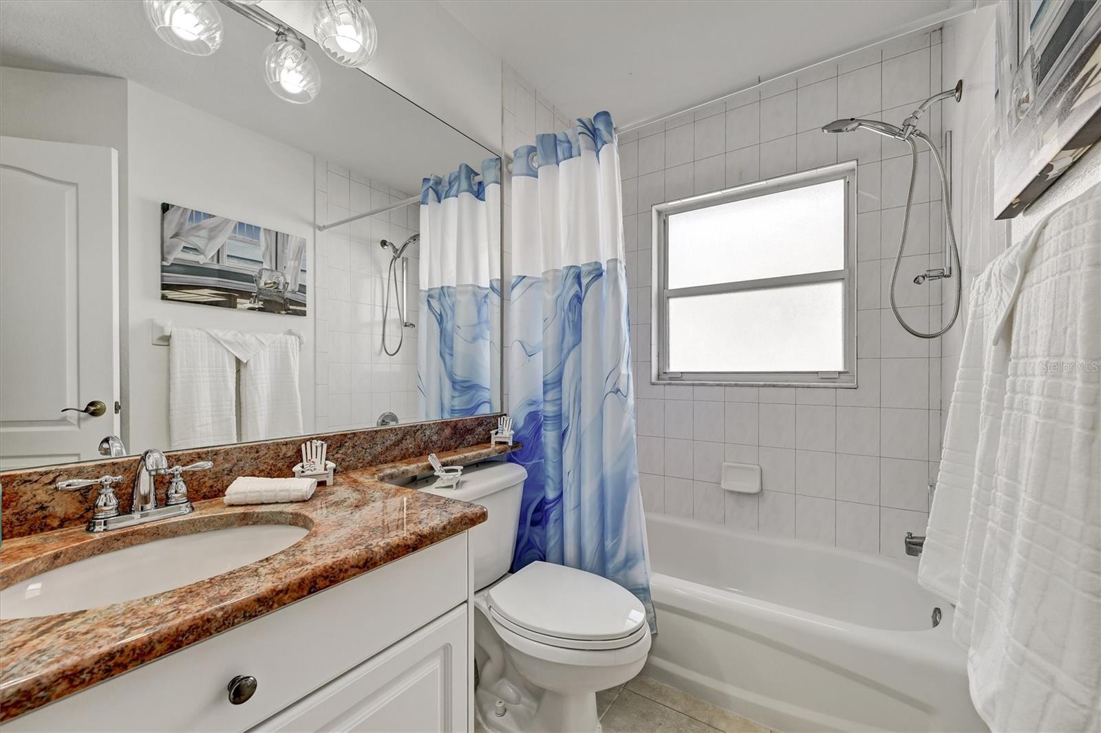 Image 23 of 38 For 1272 Jasmine Lake Drive