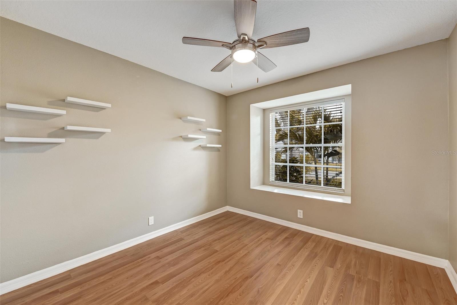 Image 24 of 38 For 1272 Jasmine Lake Drive