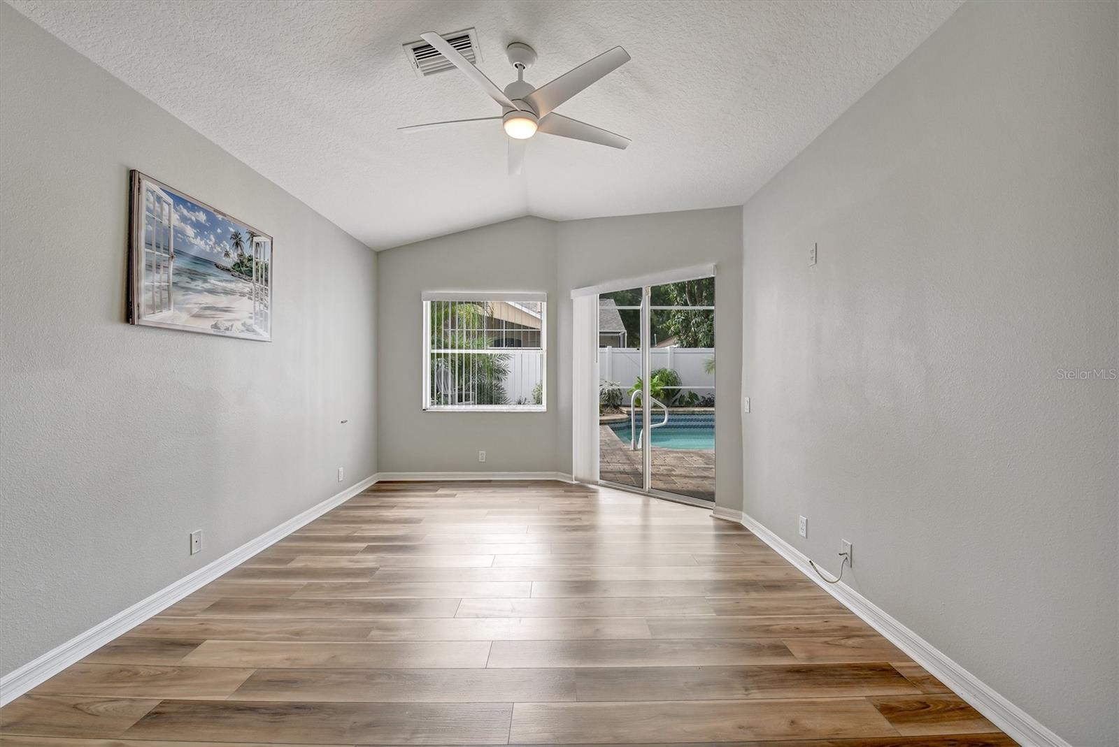 Image 27 of 38 For 1272 Jasmine Lake Drive