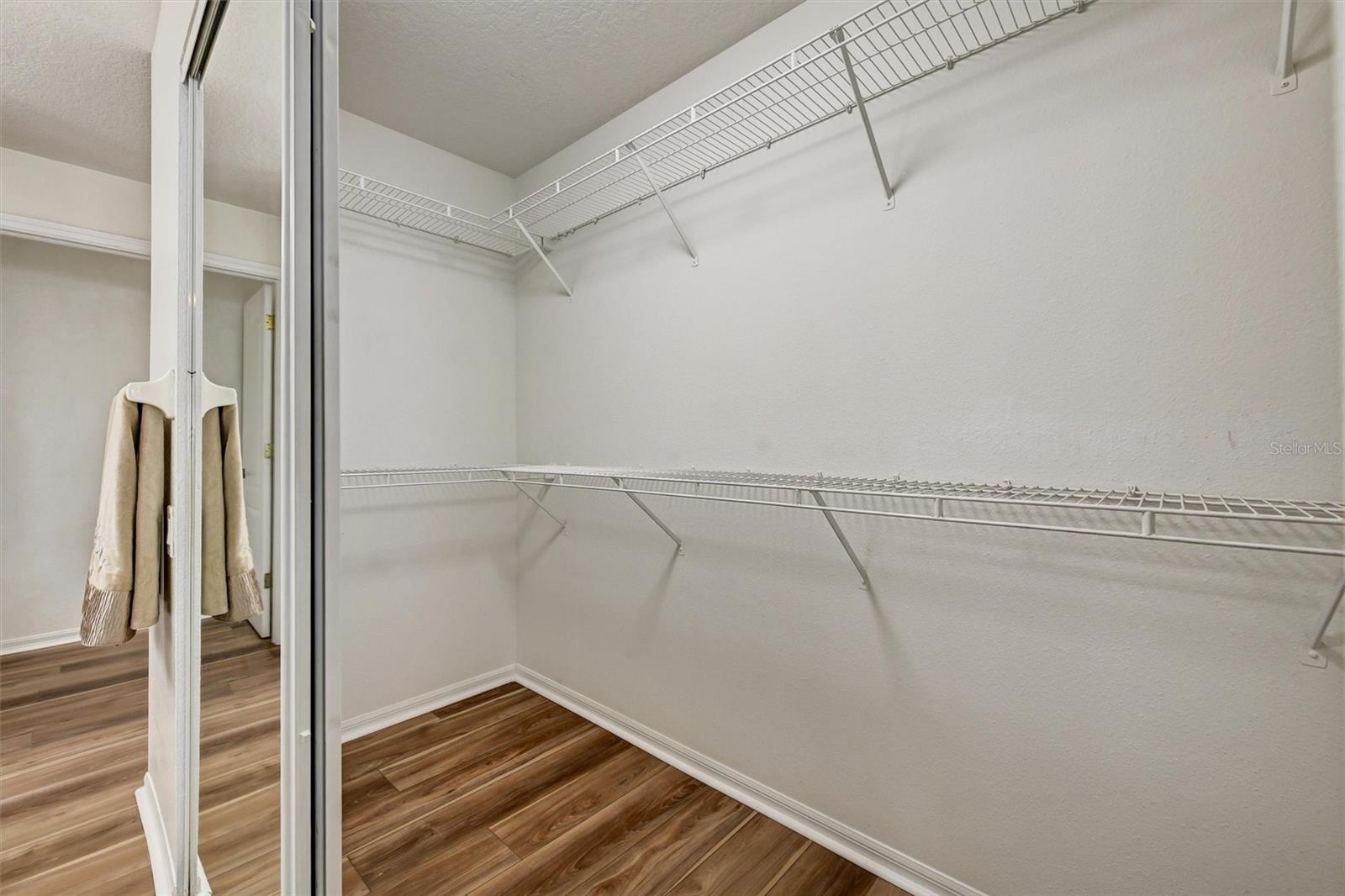 Image 29 of 38 For 1272 Jasmine Lake Drive