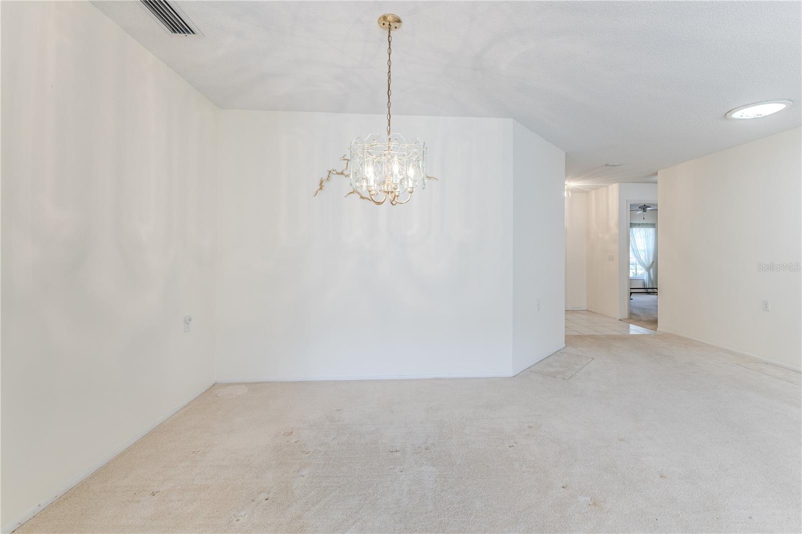 Image 11 of 53 For 3100 Appleblossom Trail