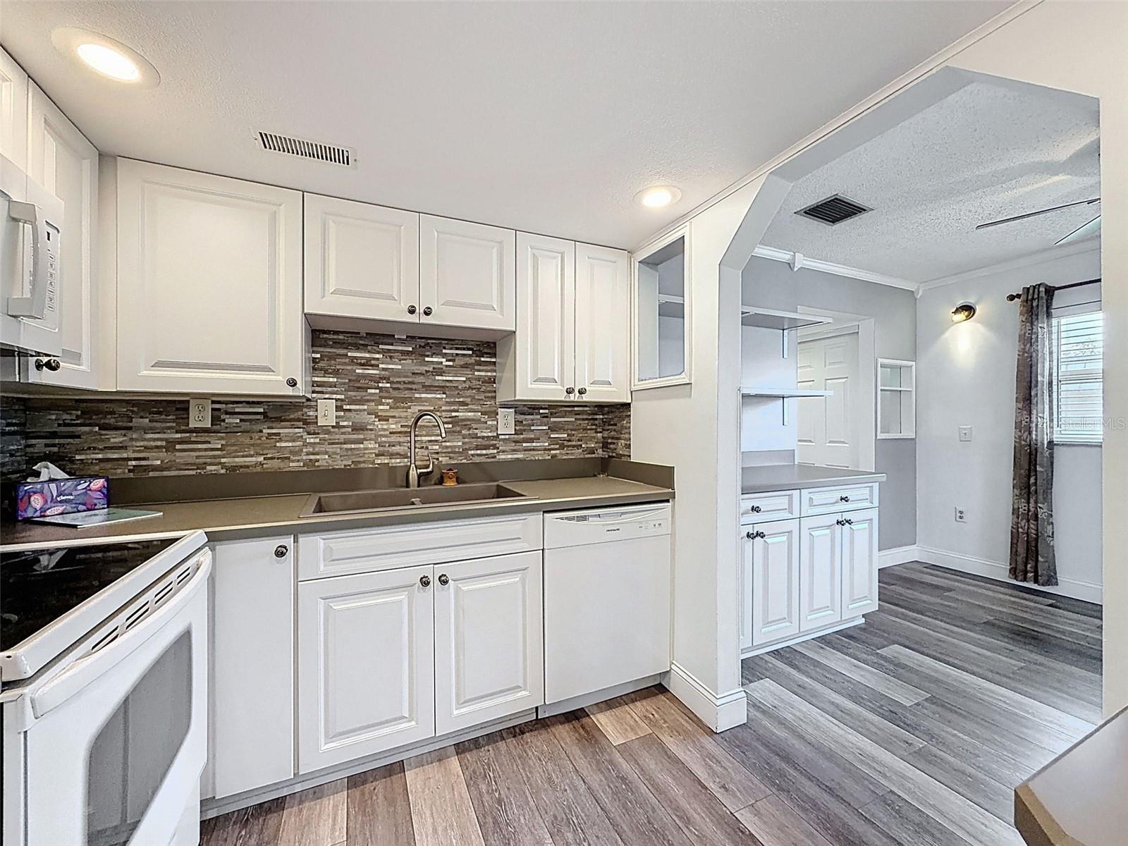 Image 11 of 43 For 11832 Boynton Lane 24b