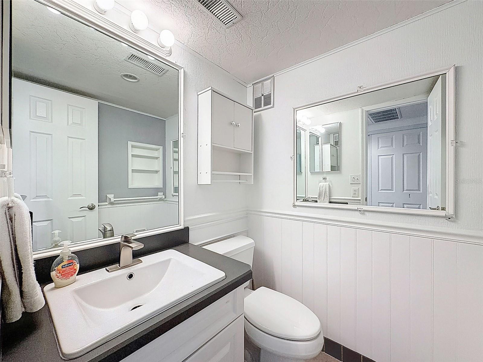 Image 19 of 43 For 11832 Boynton Lane 24b