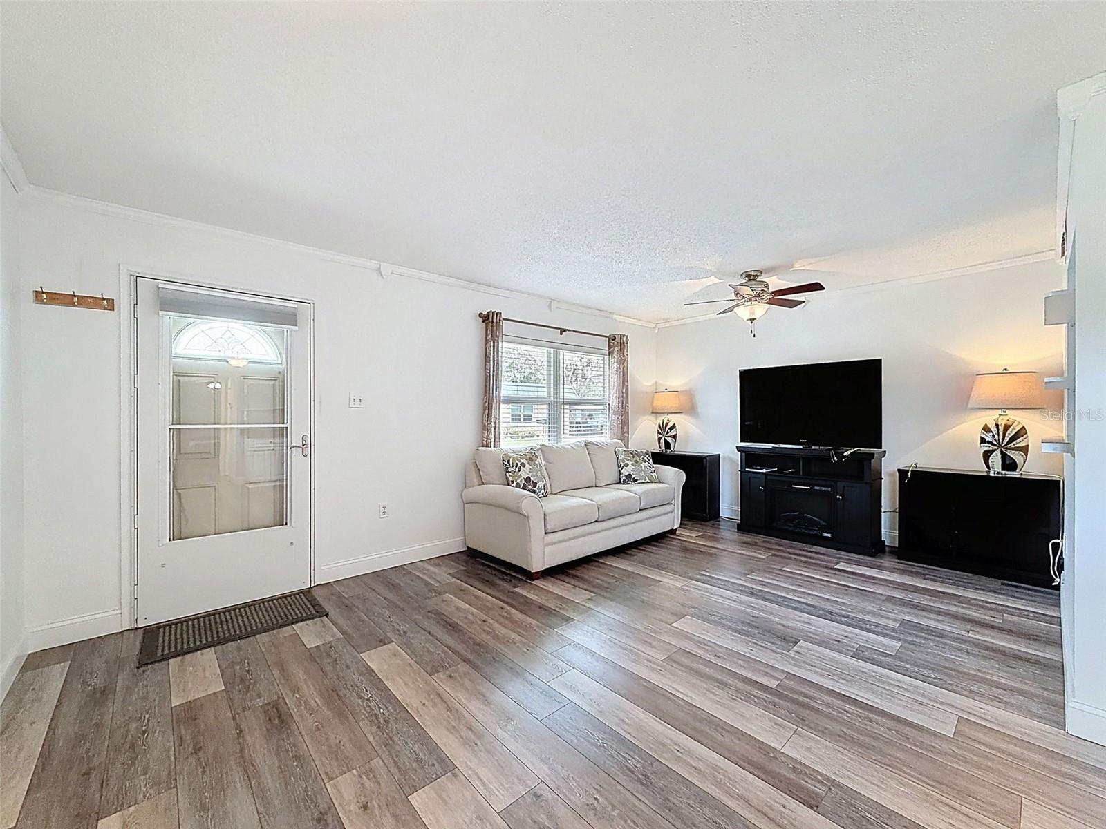 Image 5 of 43 For 11832 Boynton Lane 24b