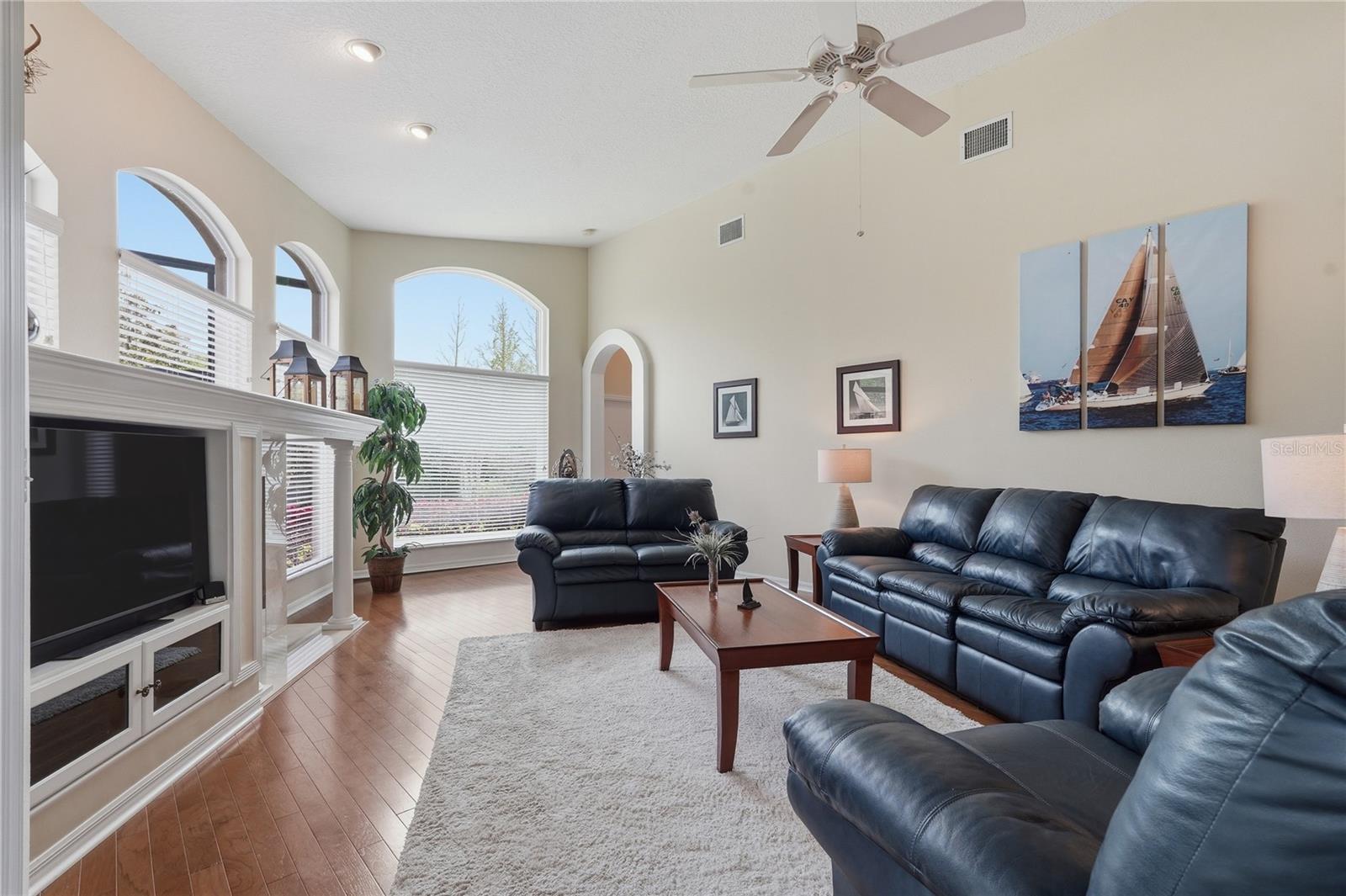 Image 18 of 64 For 1297 Kings Way Lane