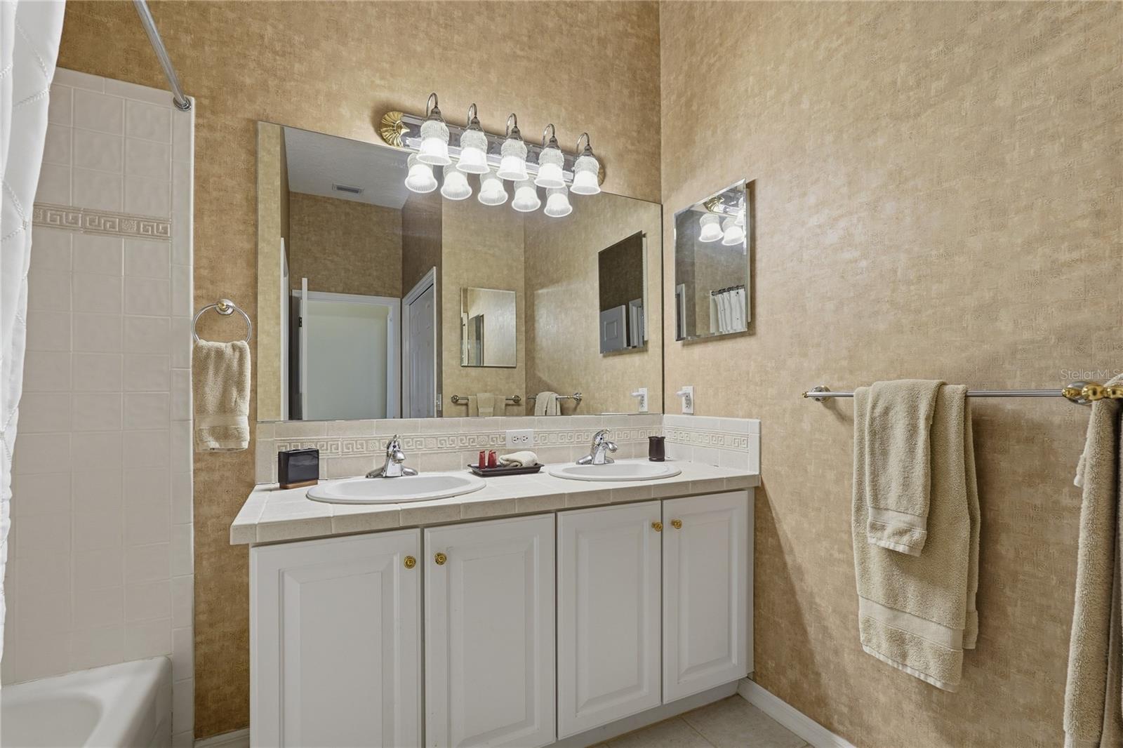 Image 30 of 64 For 1297 Kings Way Lane