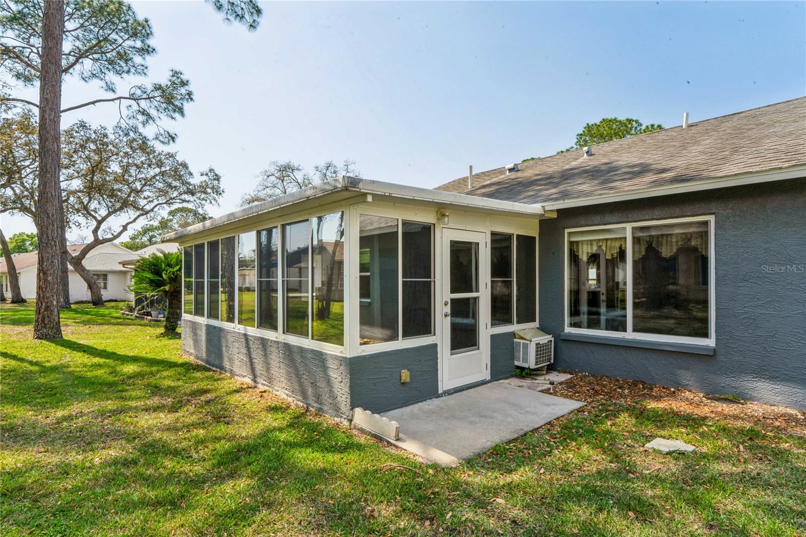 Image 32 of 100 For 2252 Pebble Beach Drive