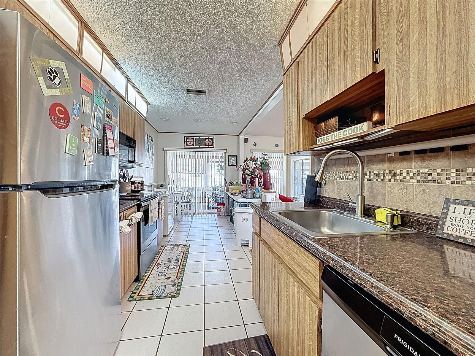 Image 10 of 23 For 7569 Heather Walk Drive