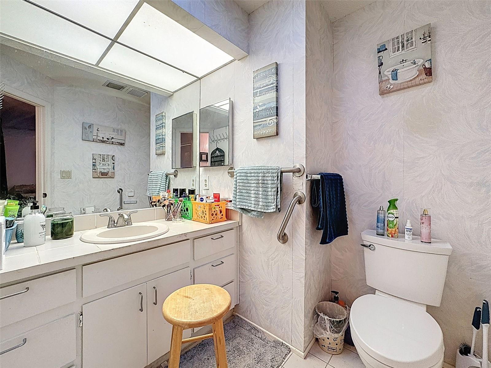 Image 16 of 23 For 7569 Heather Walk Drive