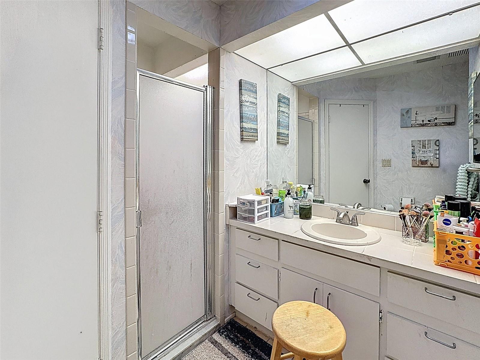 Image 17 of 23 For 7569 Heather Walk Drive