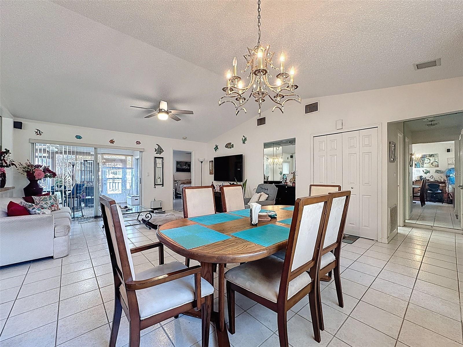 Image 8 of 23 For 7569 Heather Walk Drive