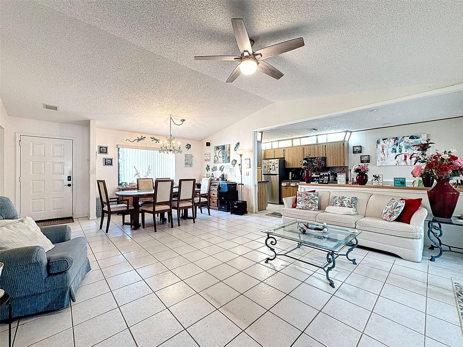 Image 9 of 23 For 7569 Heather Walk Drive