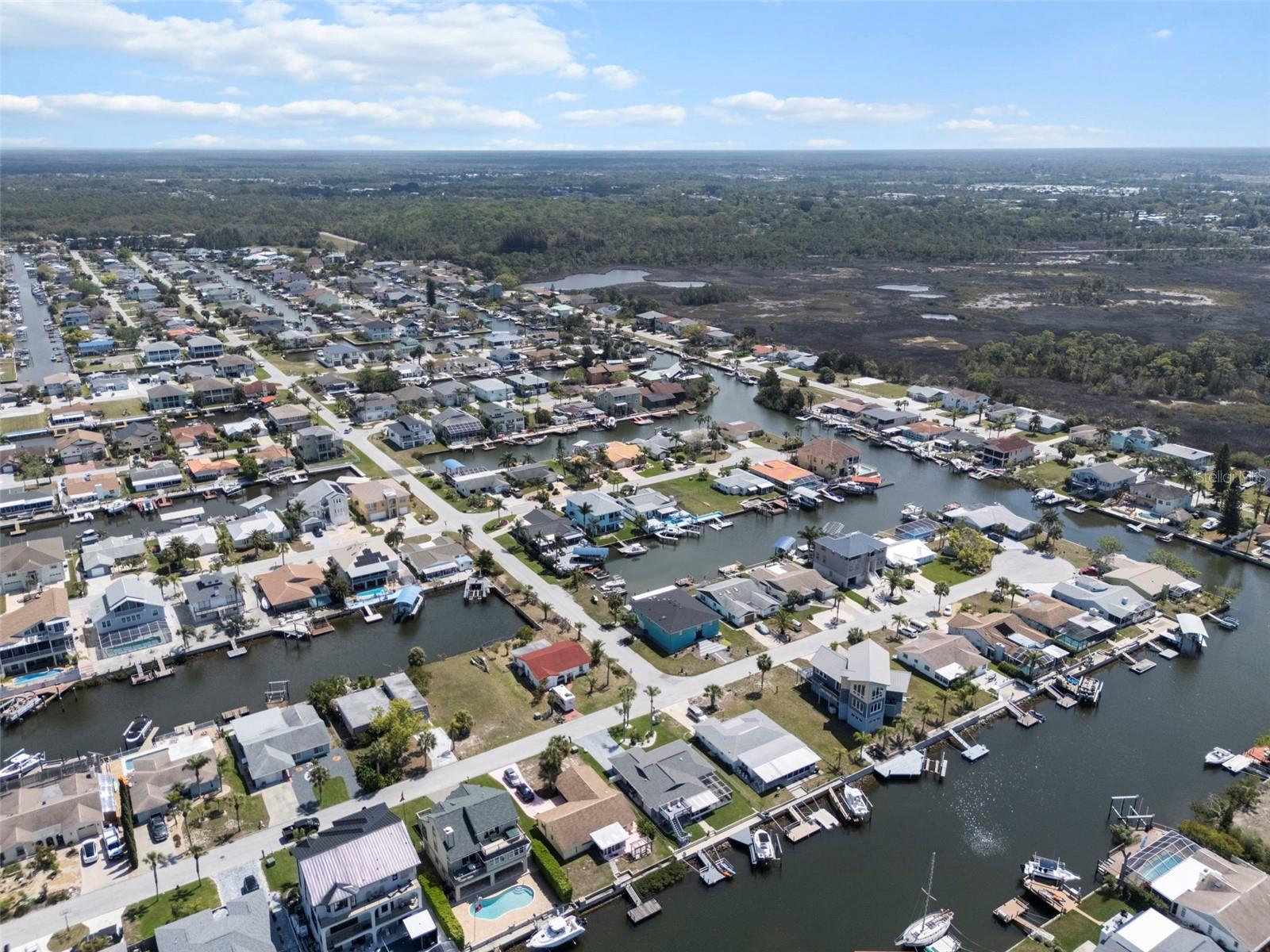 Image 11 of 75 For 15627 Donzi Drive