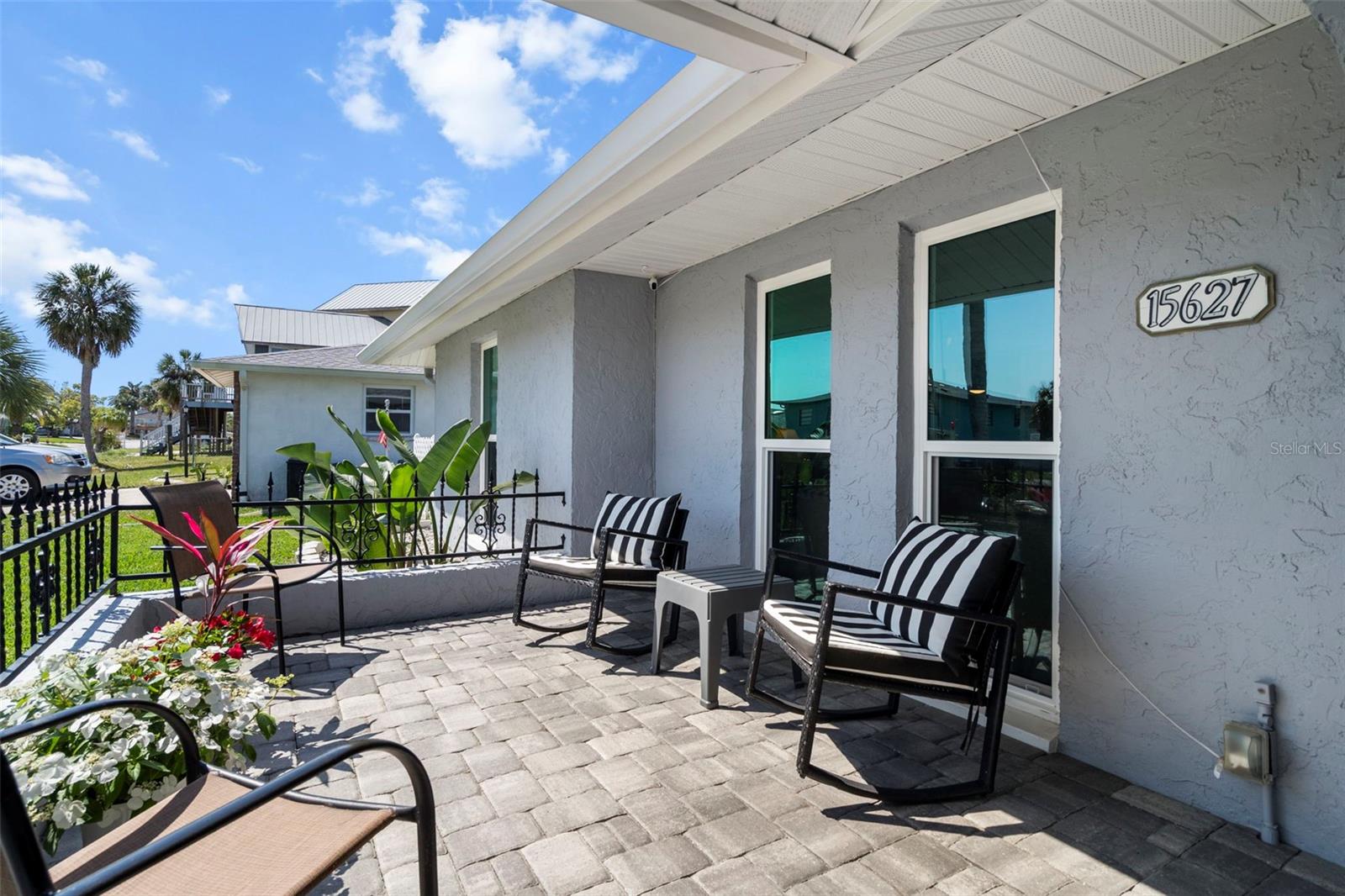 Image 13 of 75 For 15627 Donzi Drive