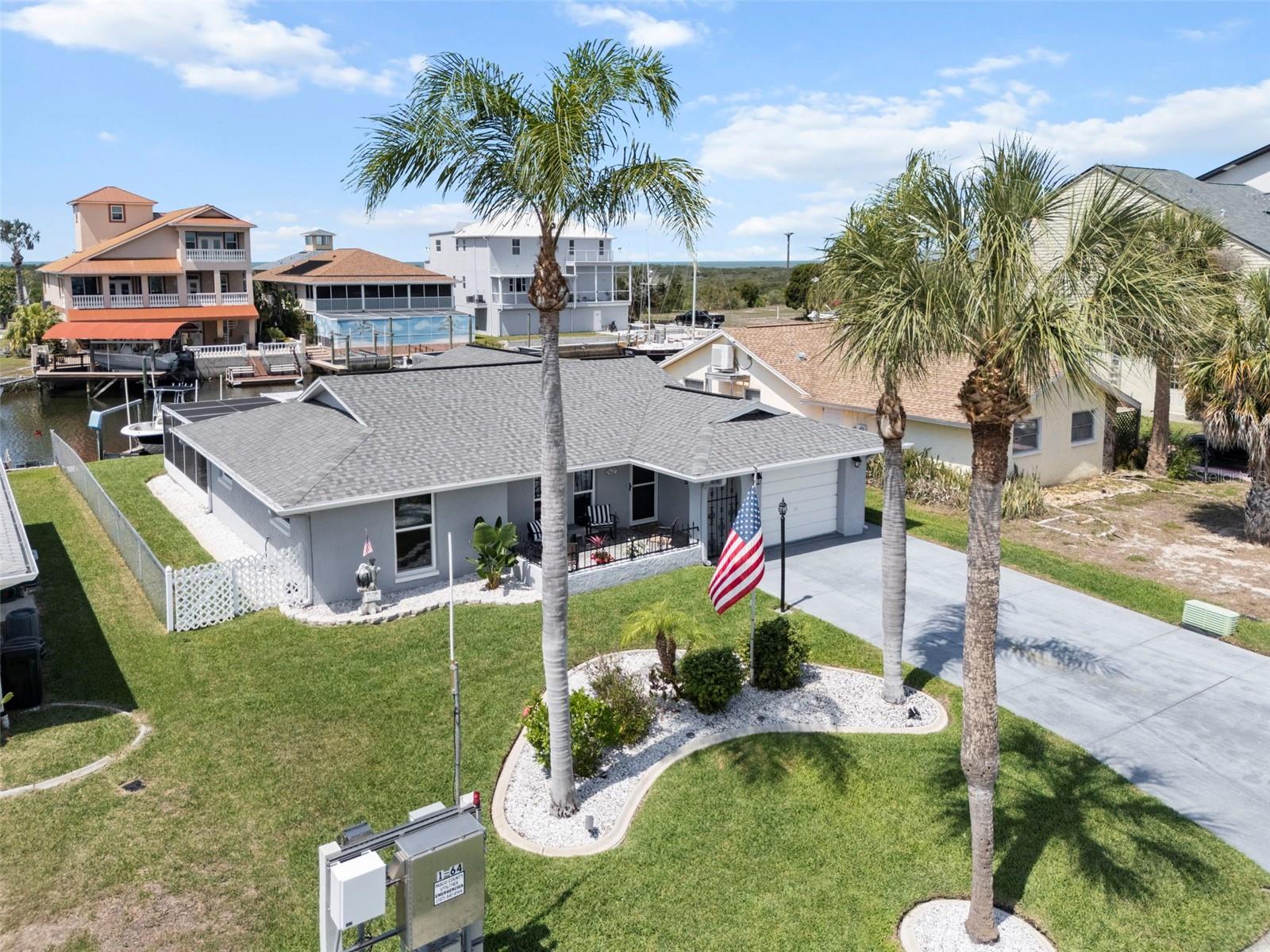 Image 3 of 75 For 15627 Donzi Drive