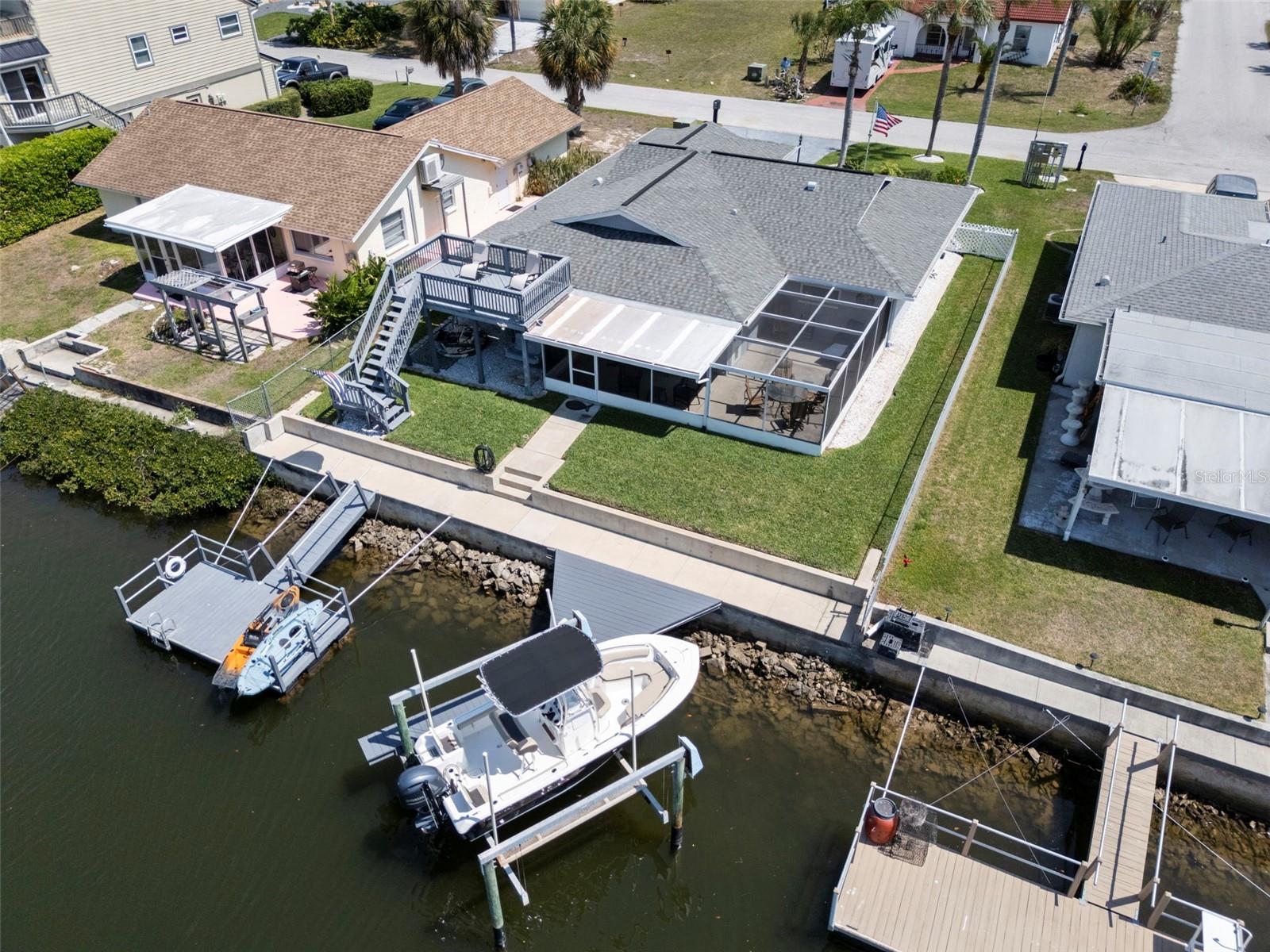 Image 4 of 75 For 15627 Donzi Drive