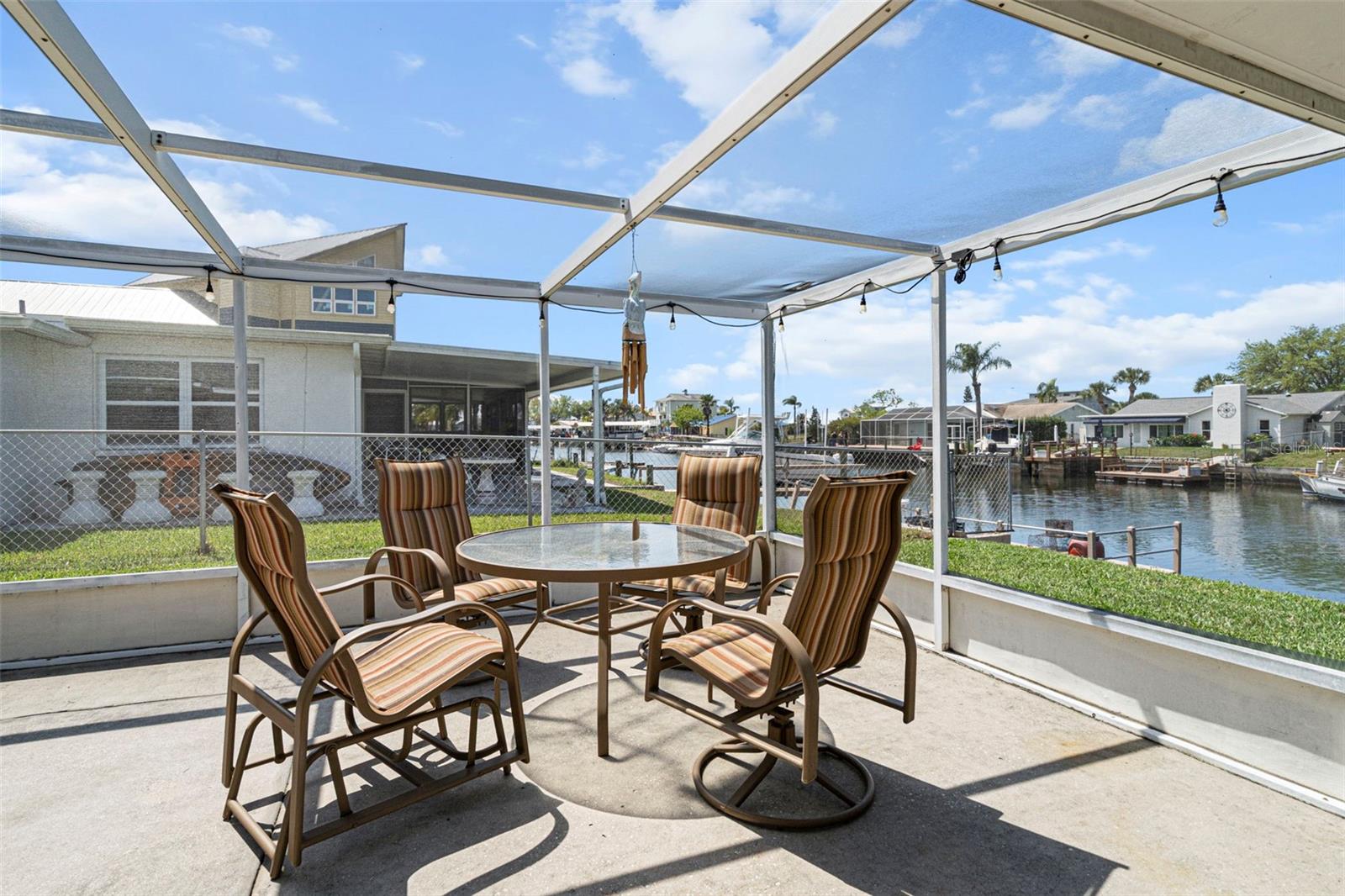 Image 42 of 75 For 15627 Donzi Drive