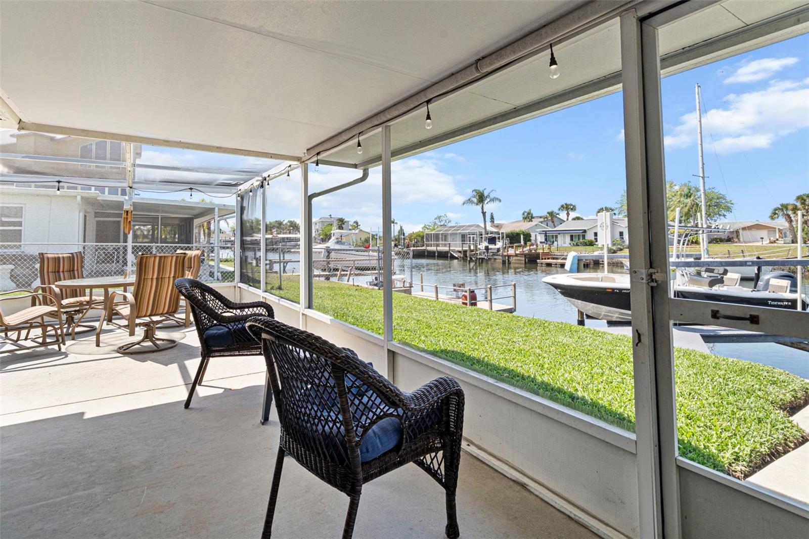 Image 44 of 75 For 15627 Donzi Drive