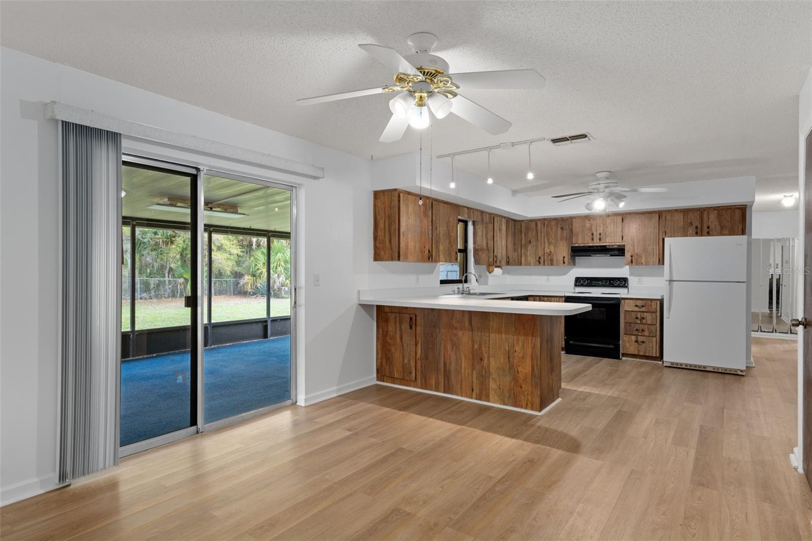 Image 13 of 37 For 7095 Greenwood Lane