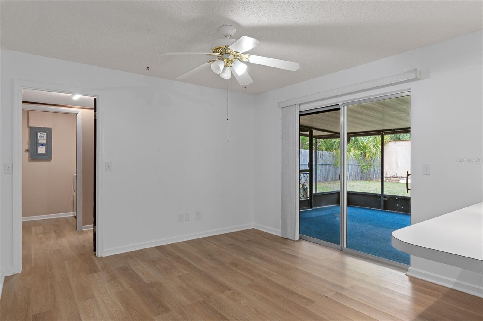 Image 16 of 37 For 7095 Greenwood Lane