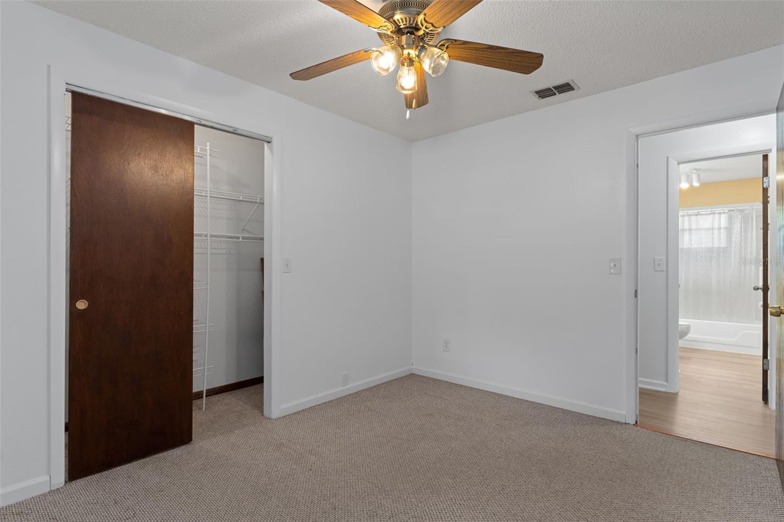 Image 25 of 37 For 7095 Greenwood Lane