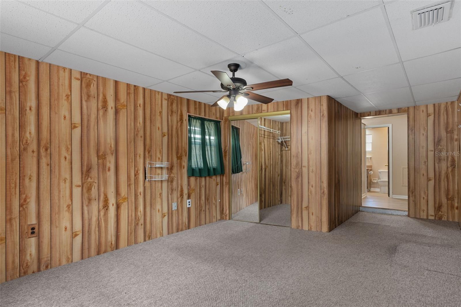 Image 28 of 37 For 7095 Greenwood Lane