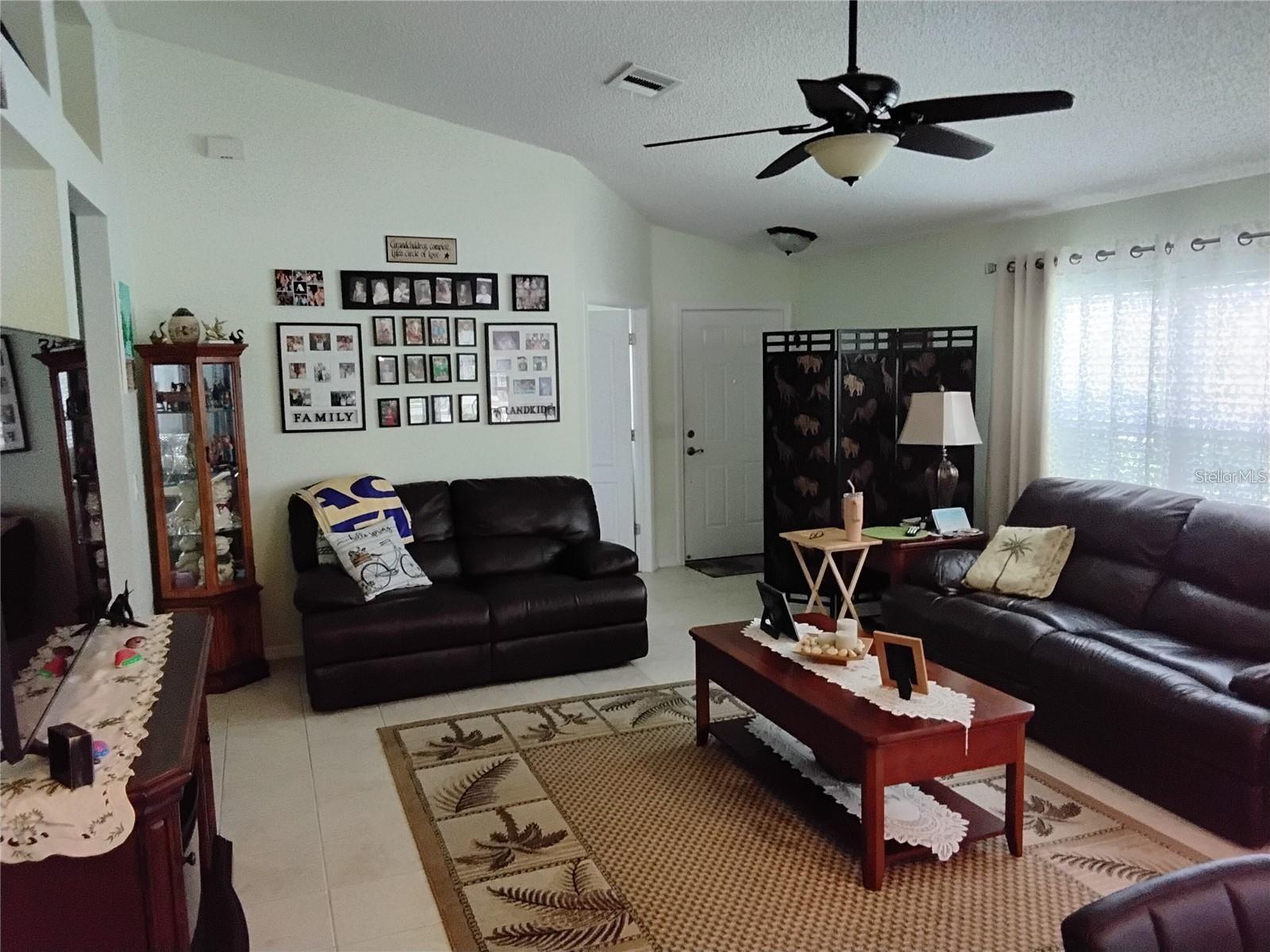 Image 7 of 42 For 2930 Plantain Drive