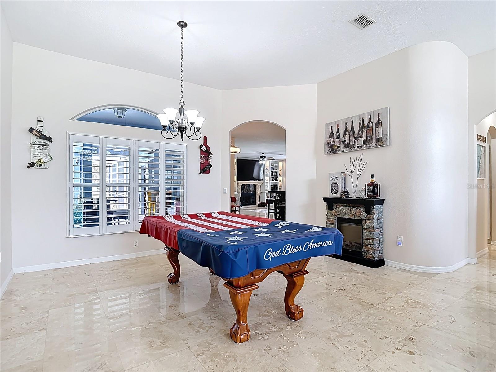 Image 23 of 100 For 18520 Oak Way Drive