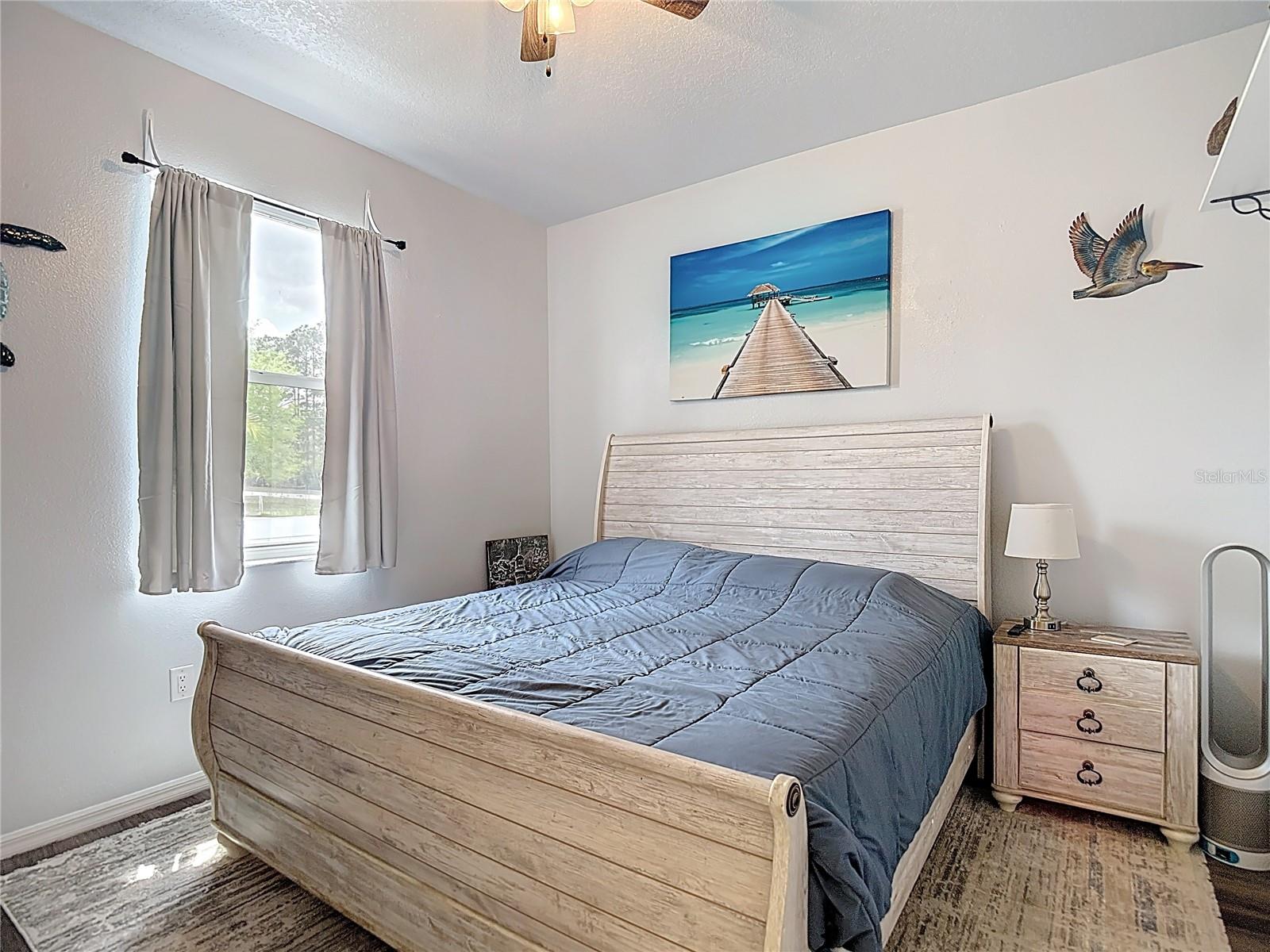 Image 47 of 100 For 18520 Oak Way Drive