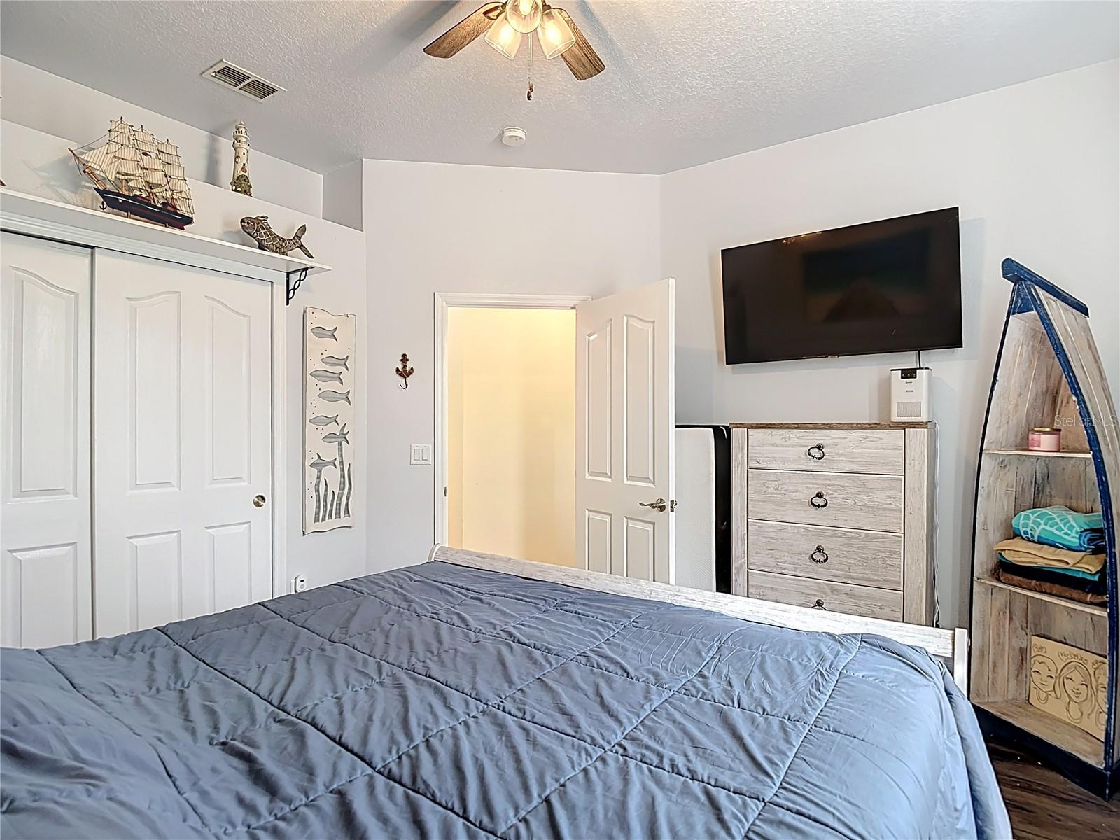 Image 49 of 100 For 18520 Oak Way Drive