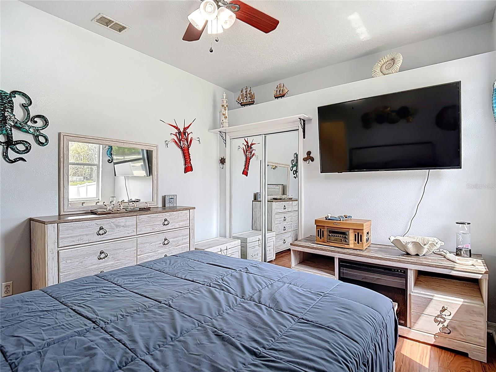 Image 54 of 100 For 18520 Oak Way Drive