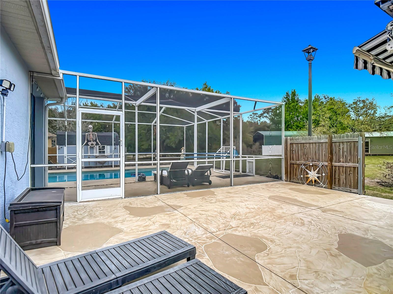 Image 72 of 100 For 18520 Oak Way Drive