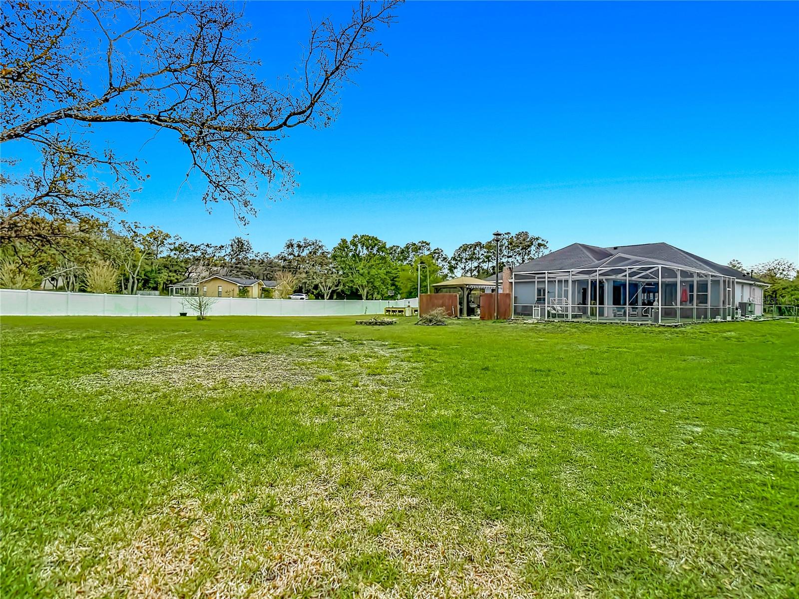 Image 82 of 100 For 18520 Oak Way Drive