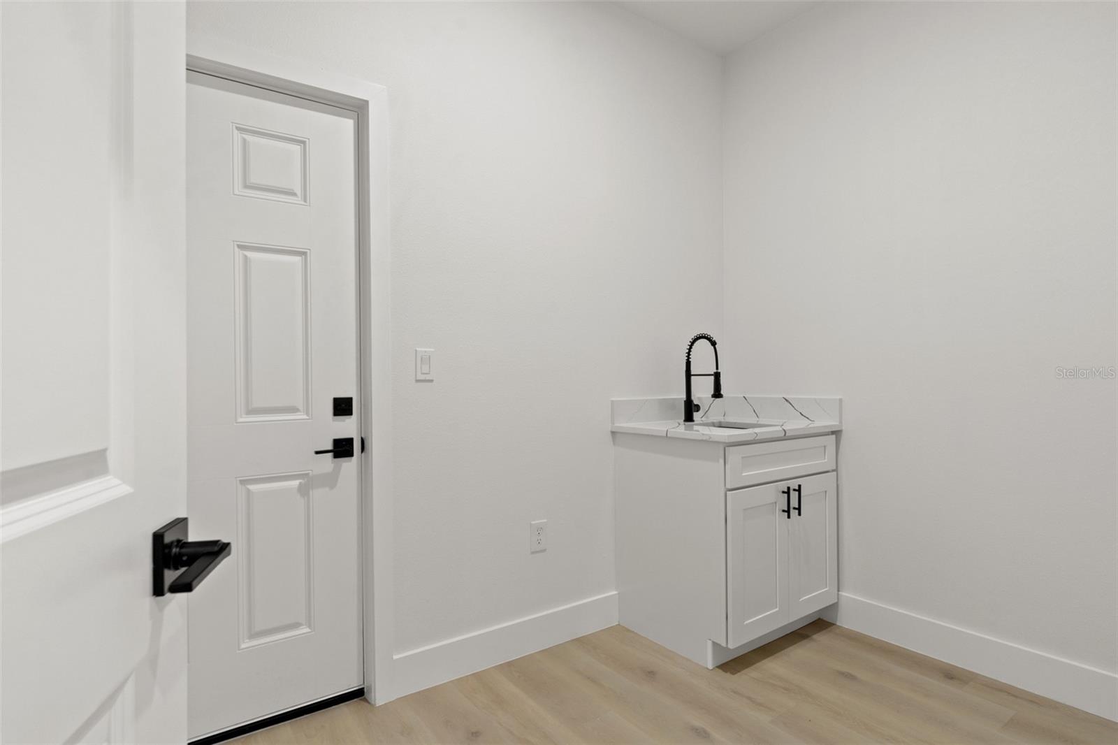 Image 38 of 59 For 14905 Peace Boulevard