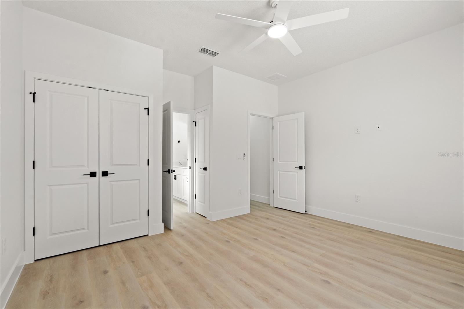 Image 43 of 59 For 14905 Peace Boulevard