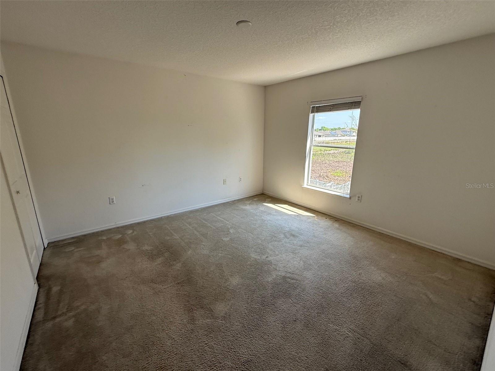 Image 12 of 19 For 708 Brenton Leaf Drive